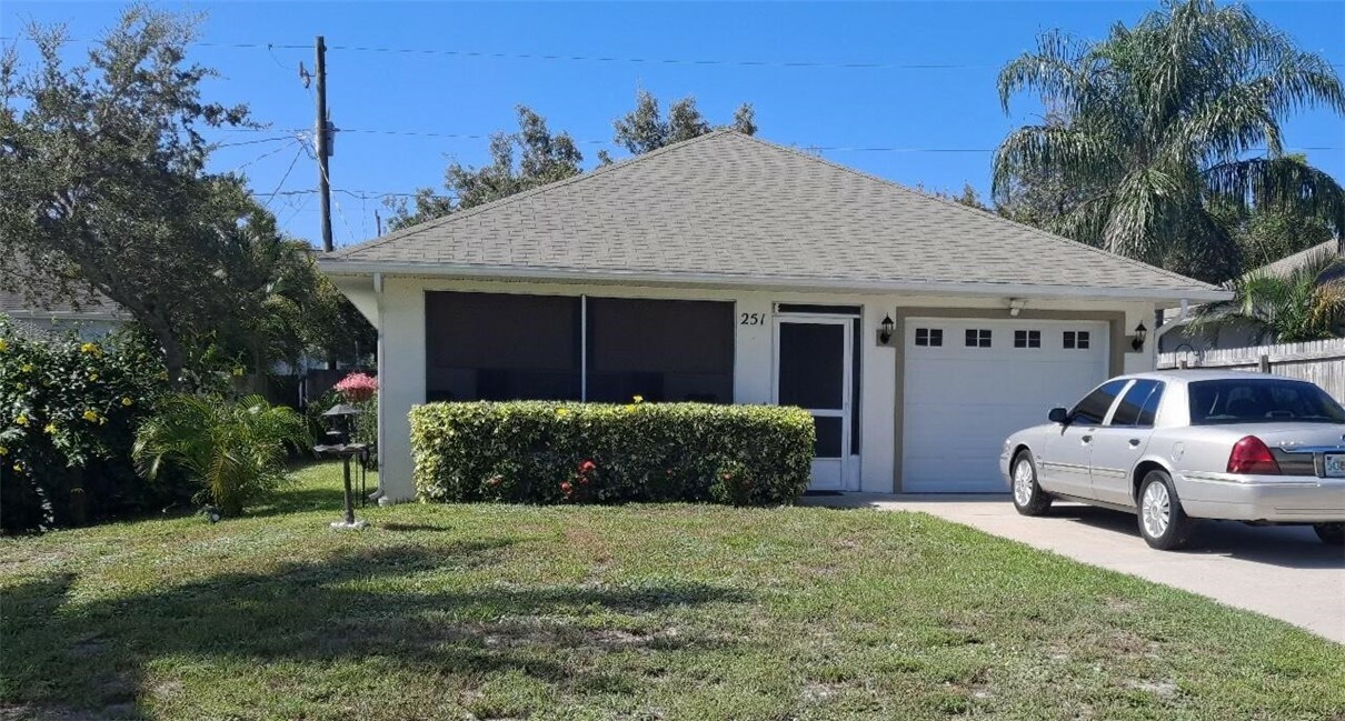 Property Photo:  251 14th Place SW  FL 32962 