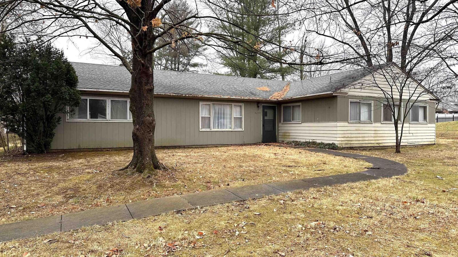 Property Photo:  4255 W Reece Lane  IN 47201 