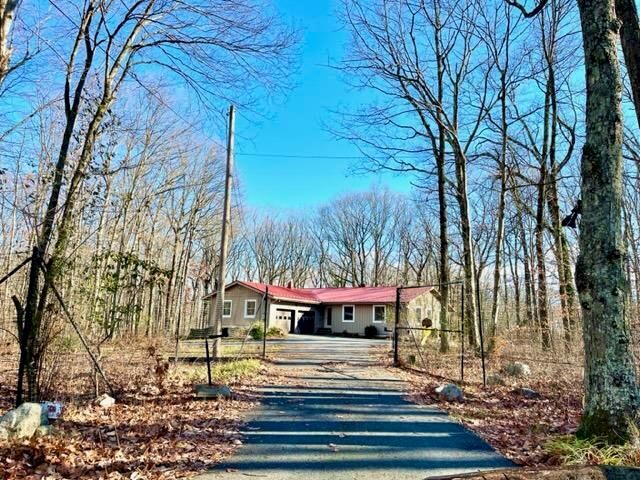 Property Photo:  87 Gallery Lane  PA 18343 