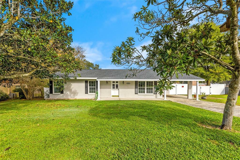 Property Photo:  37237 Nicole Avenue  FL 33541 