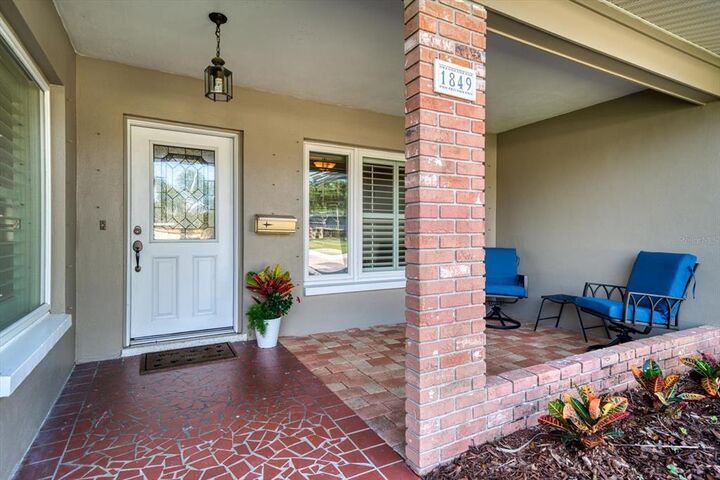 Property Photo: 1849 Oak Park Drive S FL 33764