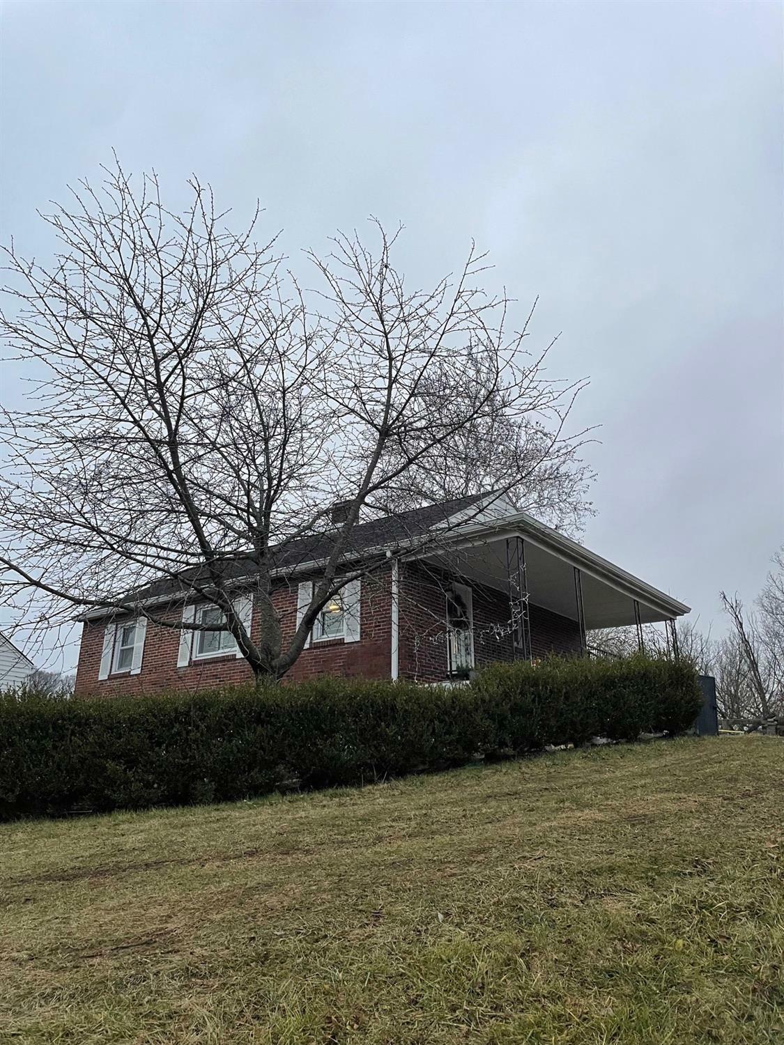 Property Photo:  7141 Tylersville Rd  OH 45069 