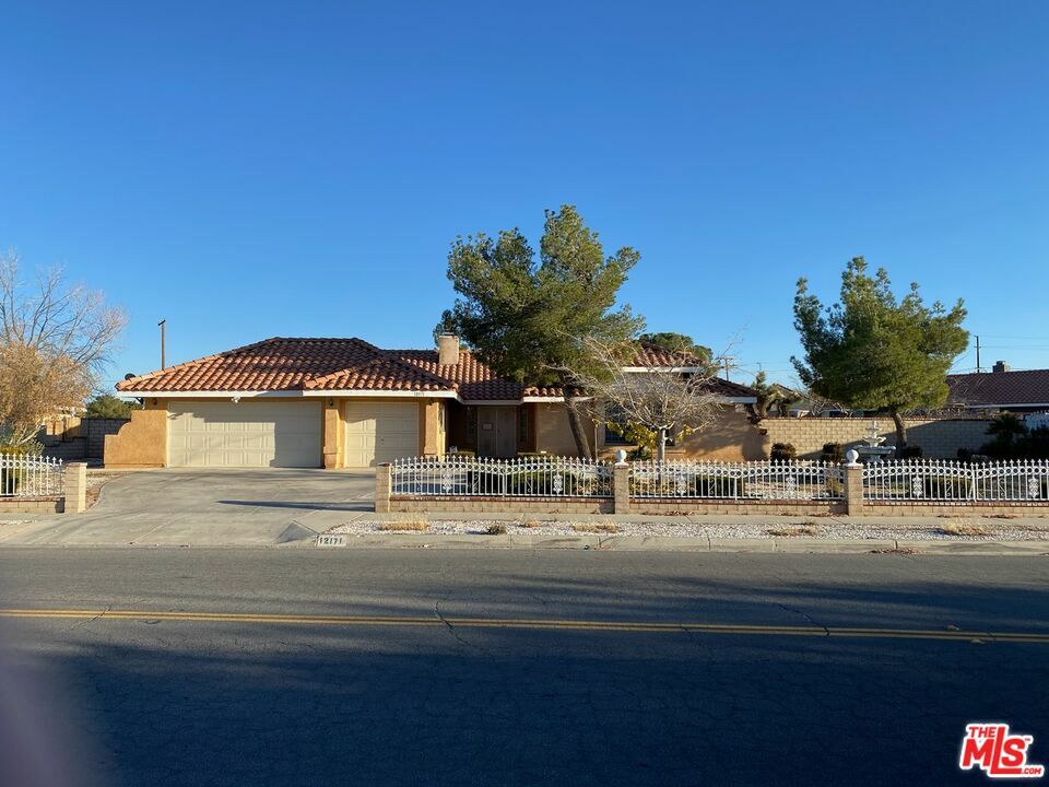 Property Photo:  12171   Iroquois Rd  CA 92308 