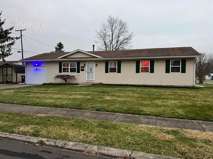 930 Harding Court  Newark OH 43055 photo