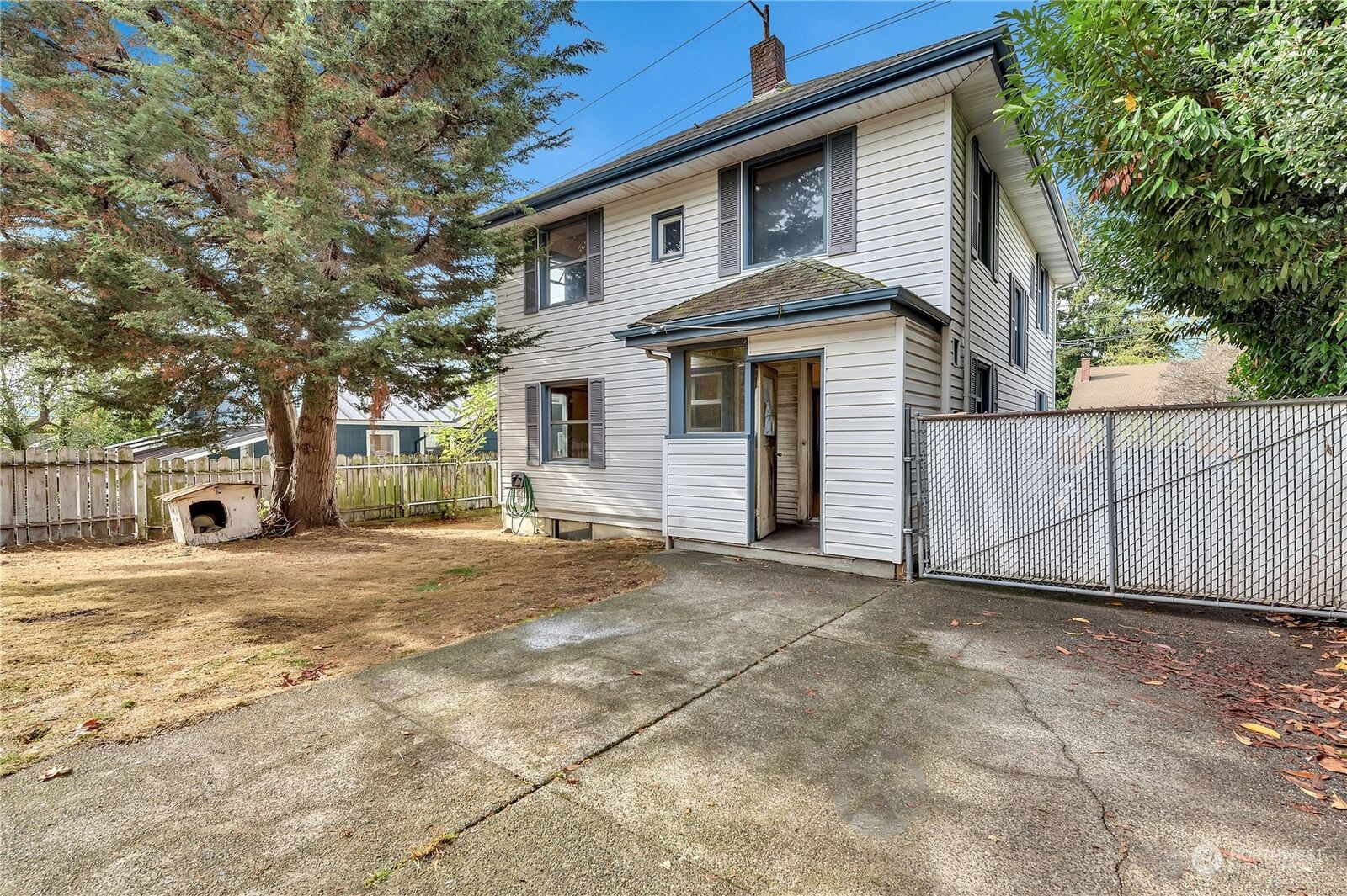Property Photo:  6736 3rd Avenue NW  WA 98117 