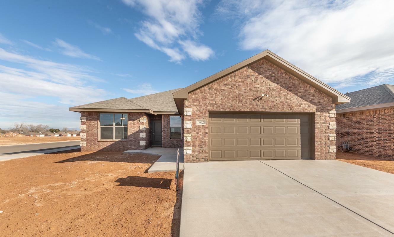 Property Photo:  702 E 18th  TX 79382 