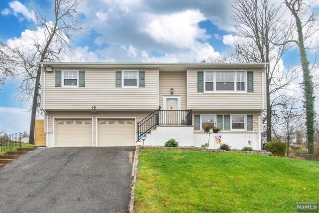 Property Photo: 95 Minnehaha Path NJ 07035
