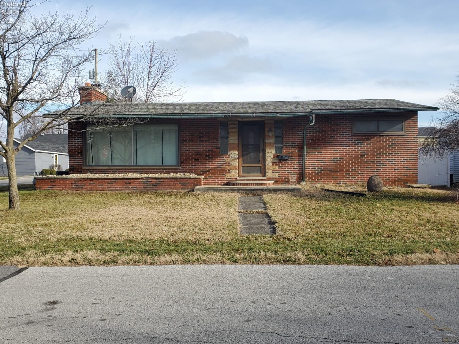Property Photo:  385 S Jefferson Street  OH 44883 