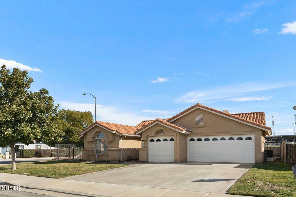 Property Photo:  3901 Cougar Canyon Road  CA 92545 