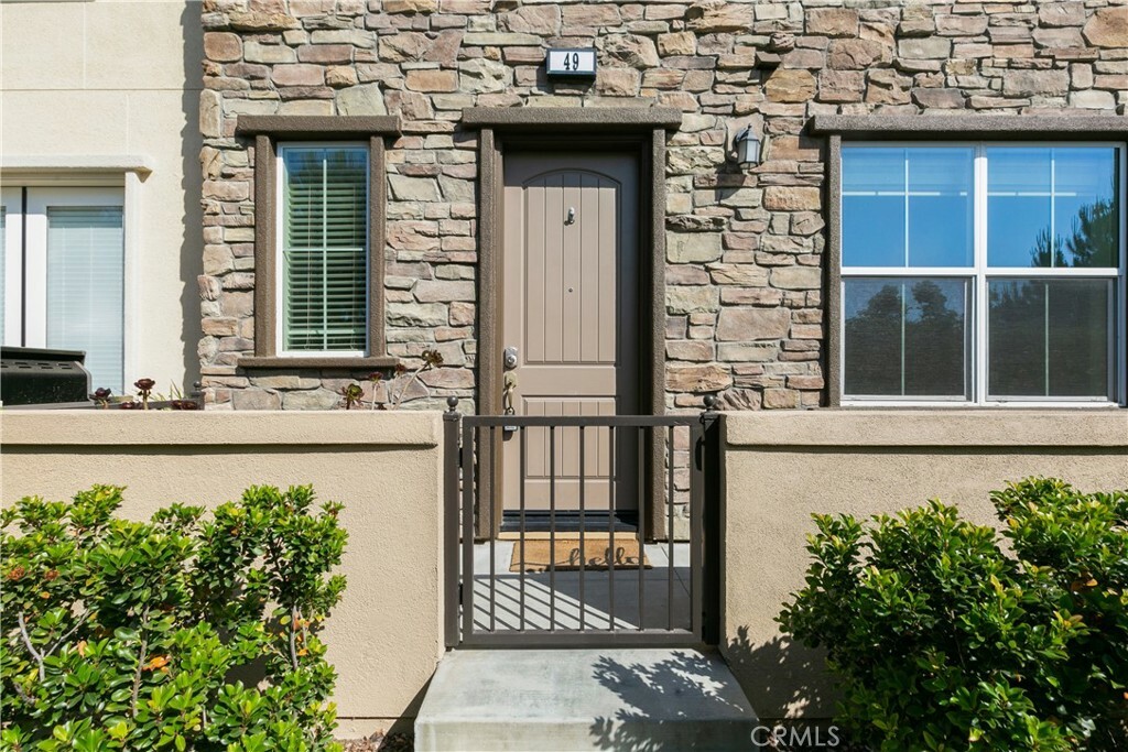 Property Photo:  49 Aliso Ridge Loop  CA 92691 