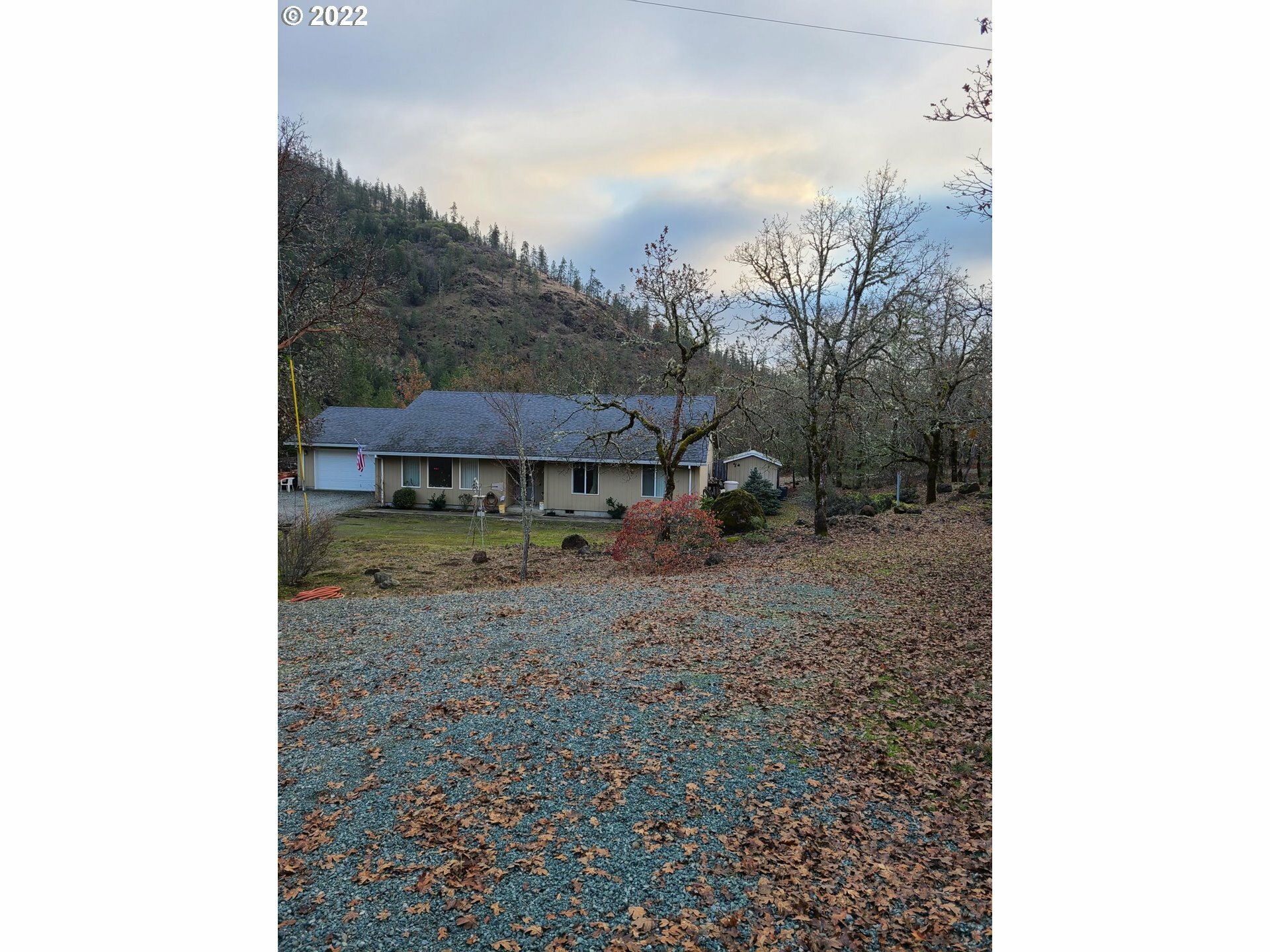 Property Photo:  793 Jumpoff Joe Creek Rd  OR 97526 