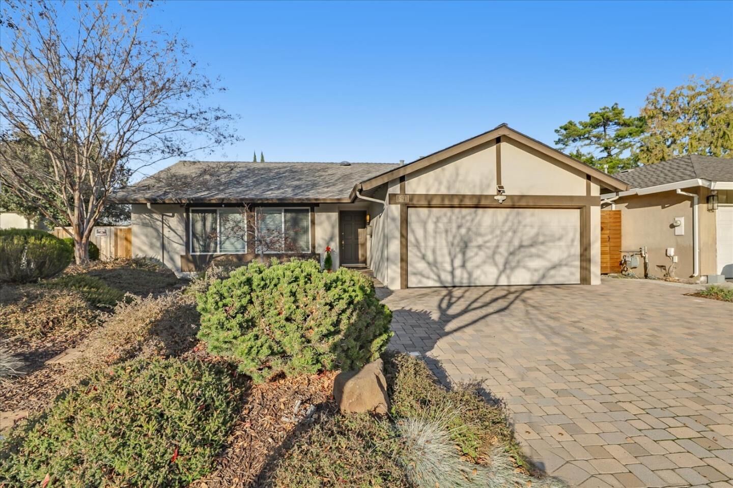 Property Photo: 521 Curie Drive CA 95123