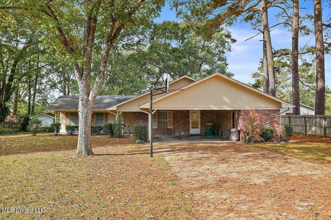 Property Photo: 217 Nolan Circle MS 39157