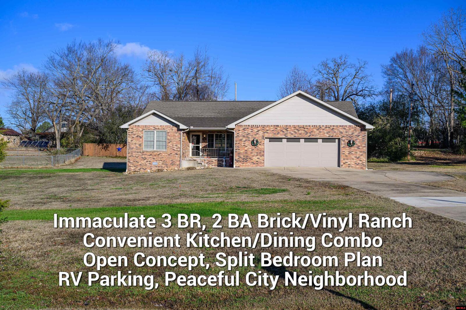 Property Photo: 554 Crest Loop AR 72635