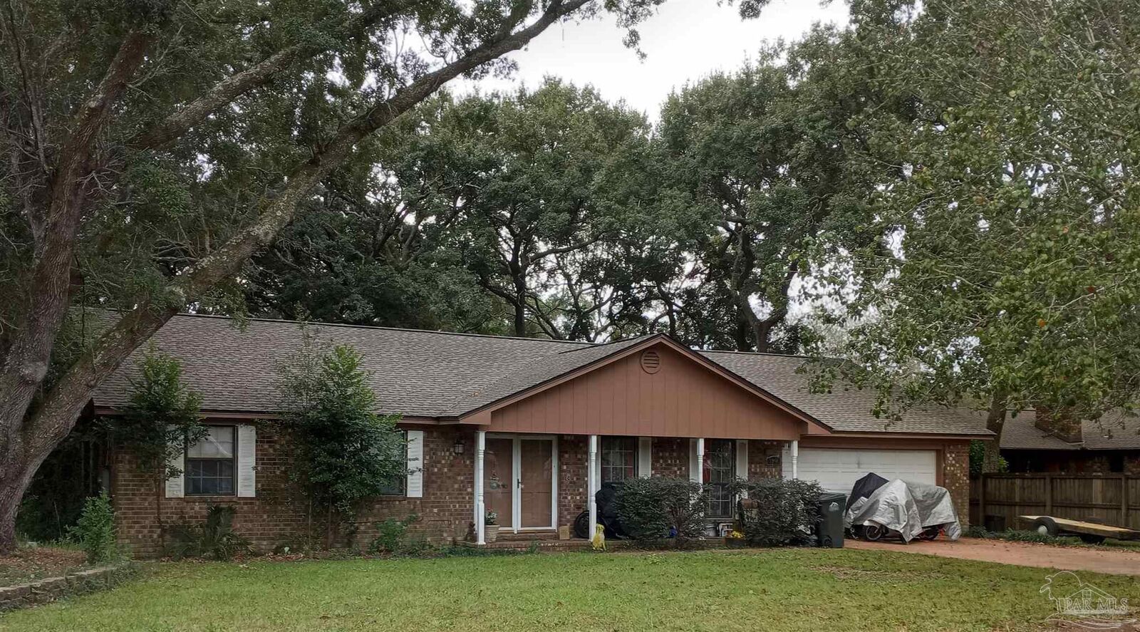 Property Photo: 3256 Las Brisas Ct FL 32526