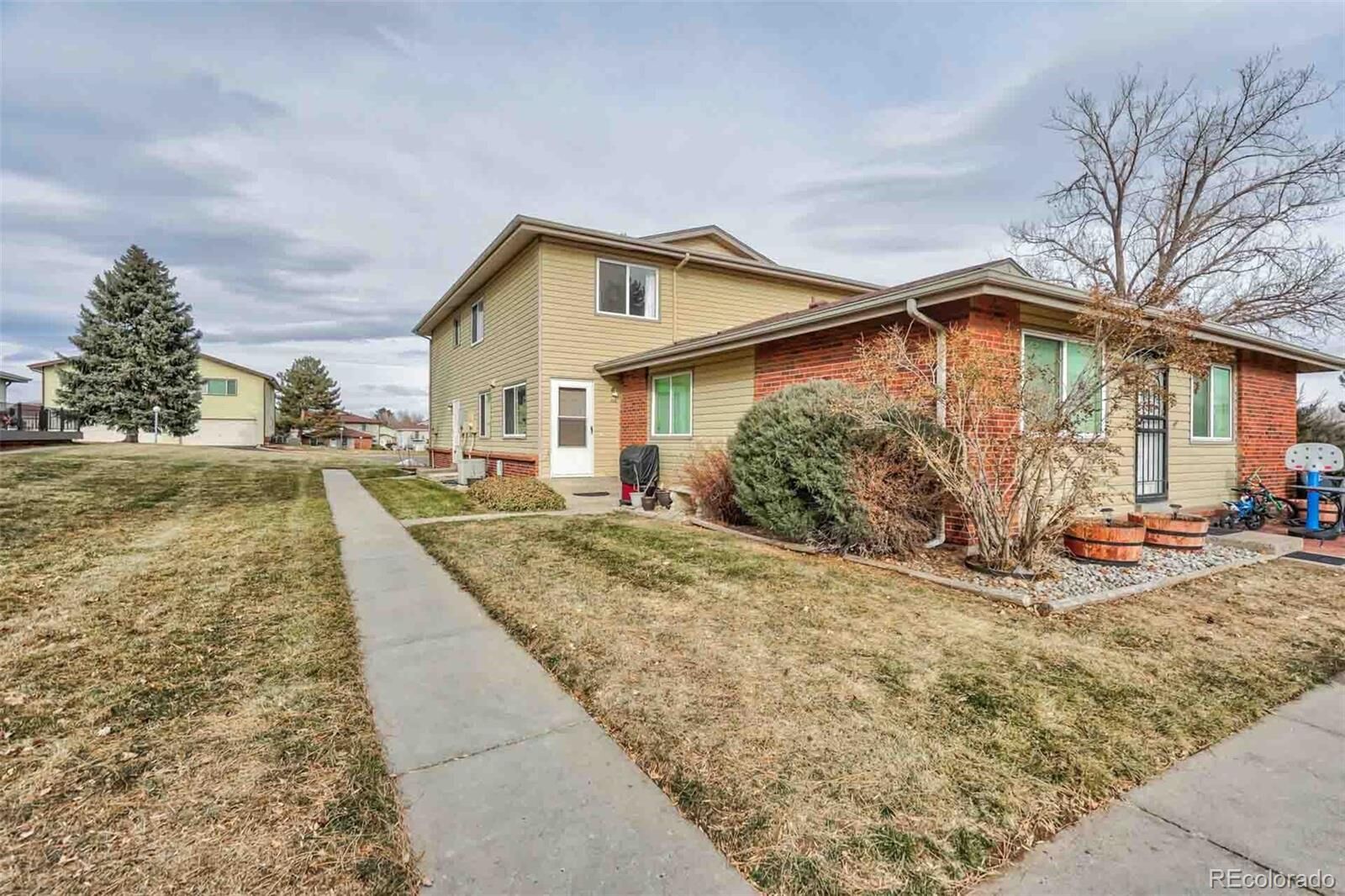 Property Photo:  3355 S Flower Street 166  CO 80227 