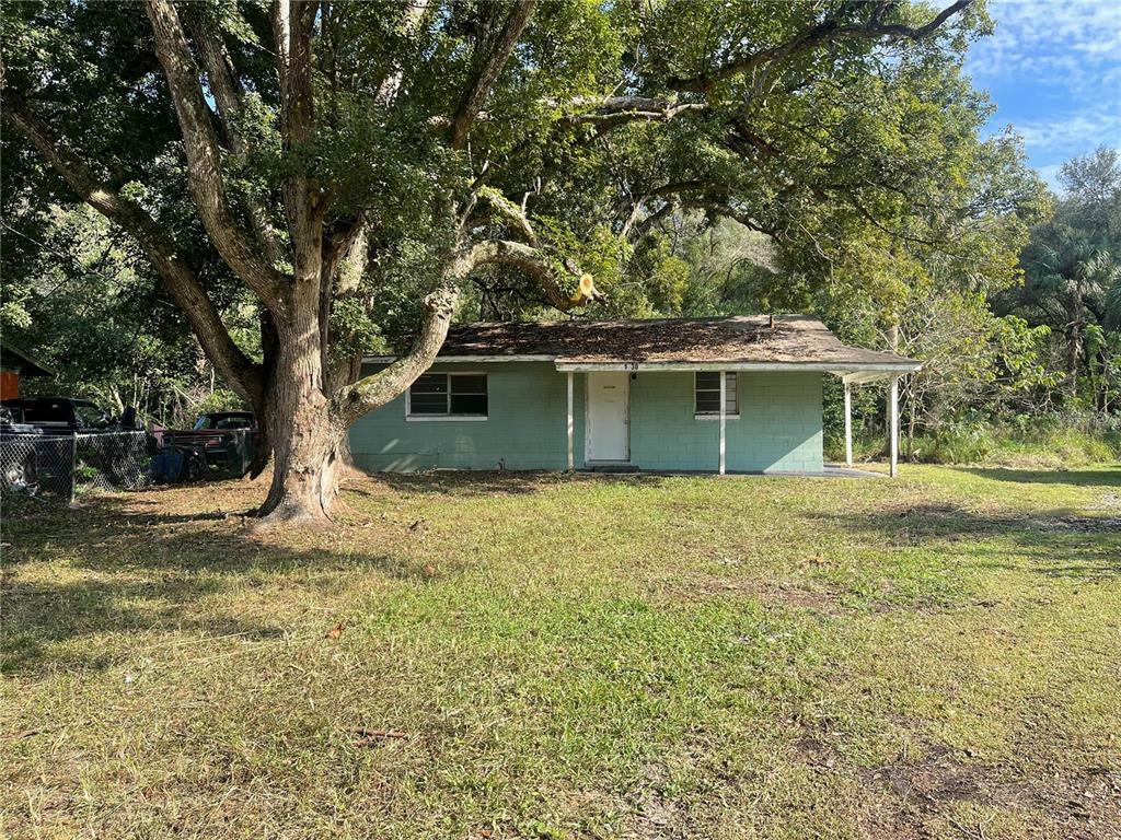 Property Photo:  1630 Jefferson Drive  FL 32757 