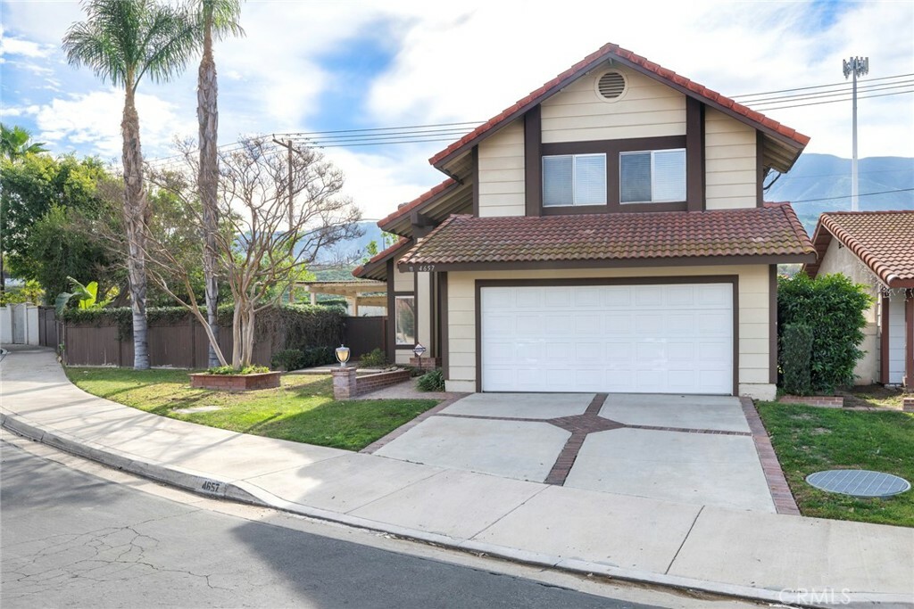 Property Photo:  4657 Valley Glen Drive  CA 92878 