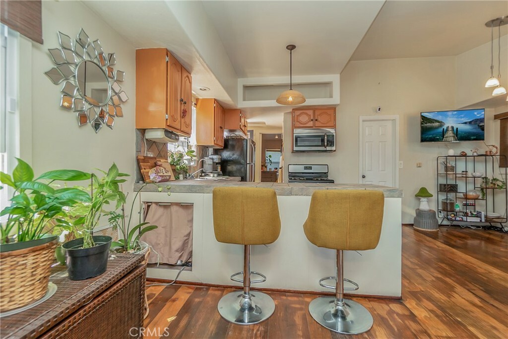 Property Photo: 1411 Termino Avenue CA 90804