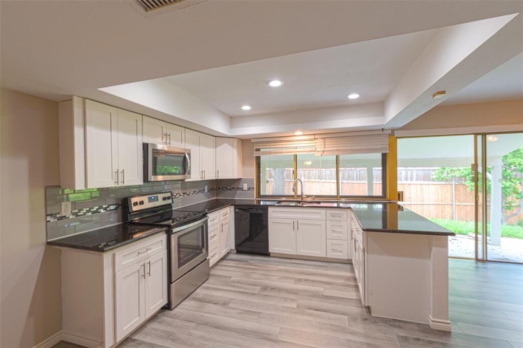 Property Photo:  2943 Scott Mill Road  TX 75007 