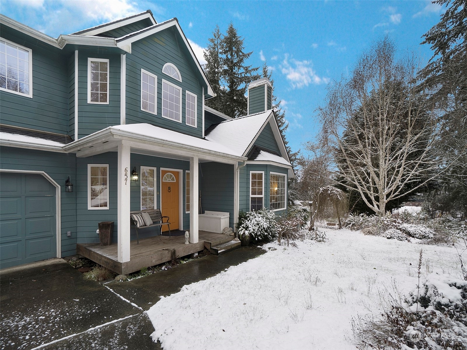 Property Photo:  657 Alford Place NW  WA 98110 