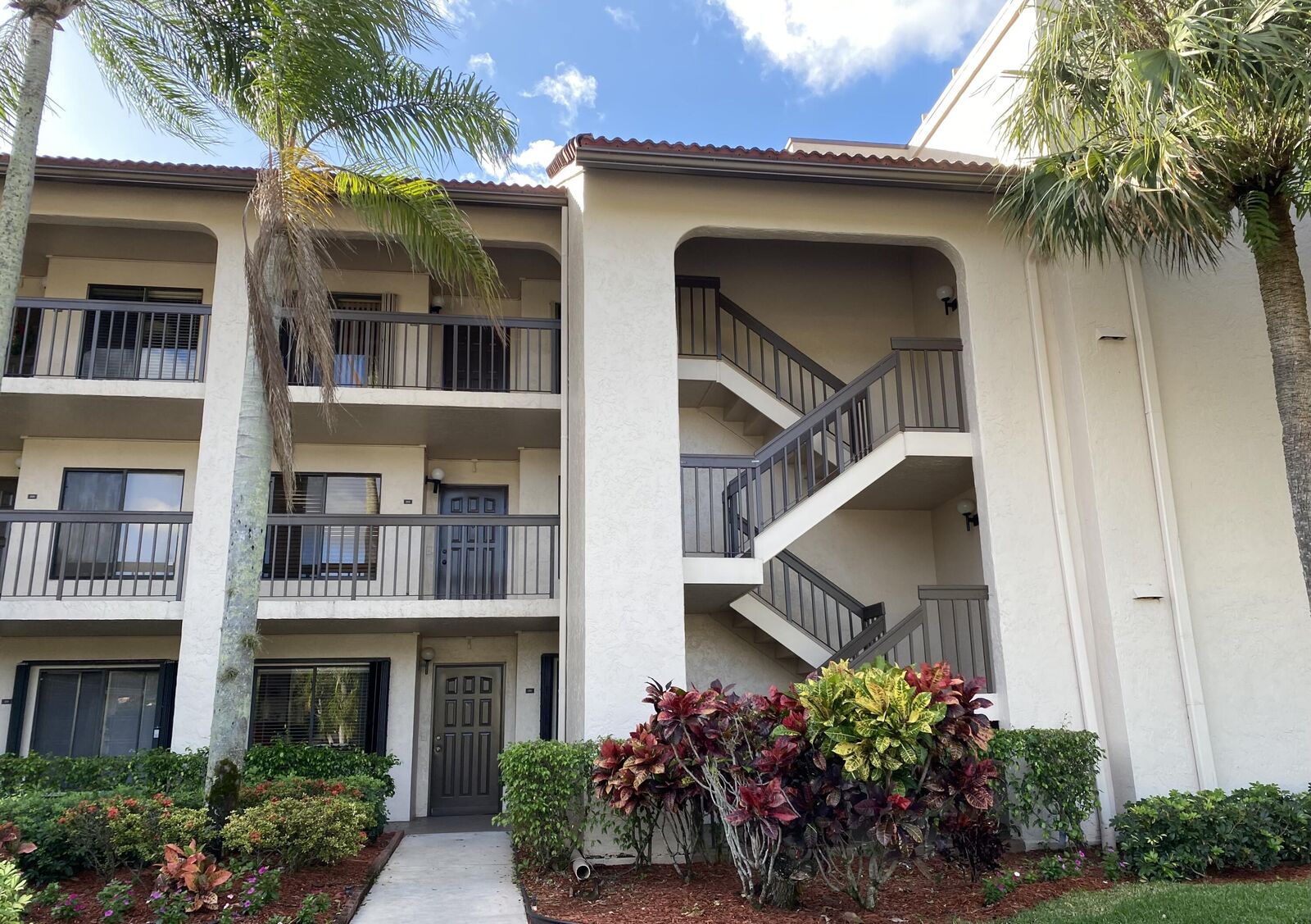 Property Photo: 10110 Cedar Point Boulevard 206 FL 33437
