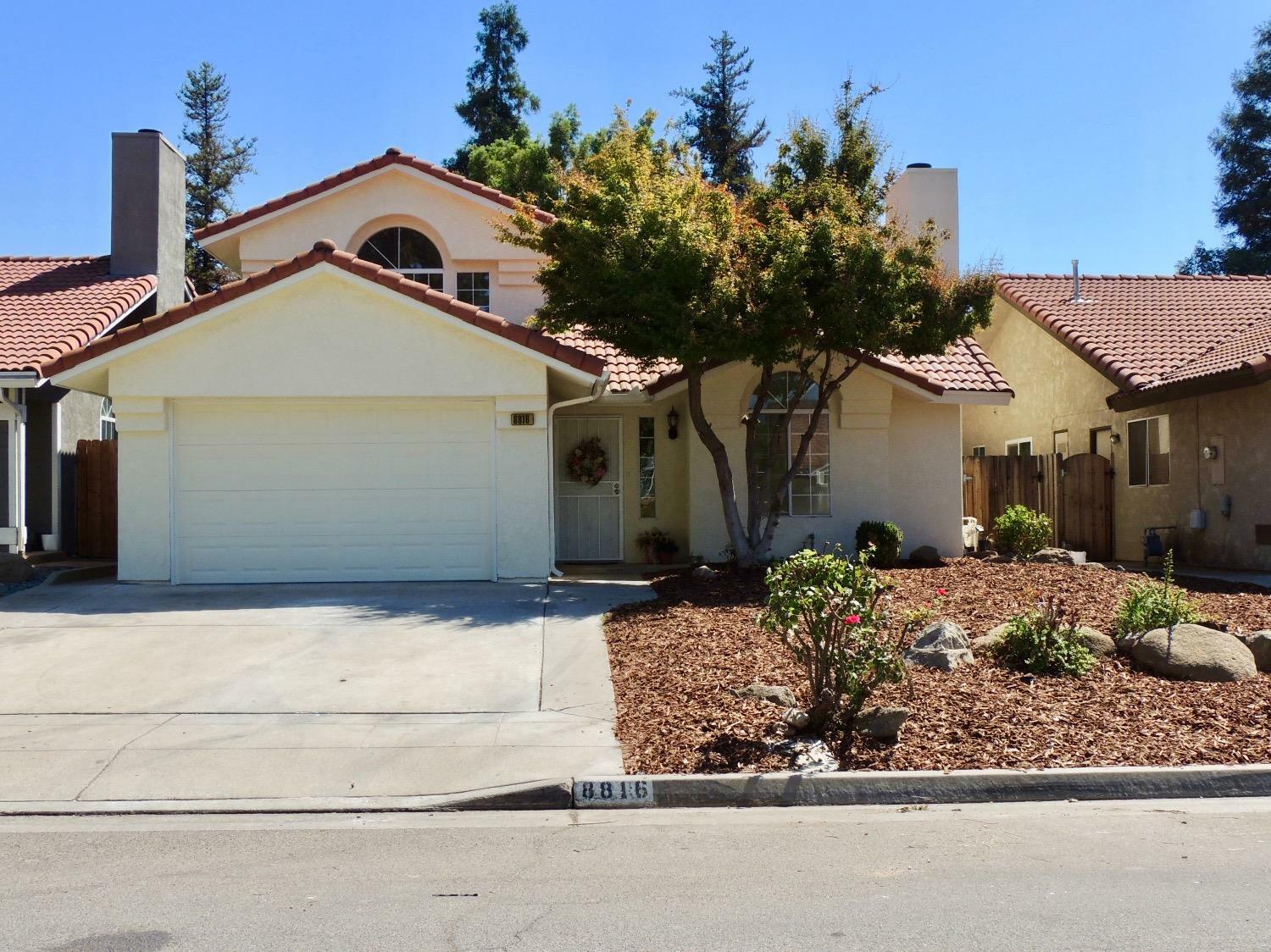 Property Photo:  8816 N Barton Avenue  CA 93720 