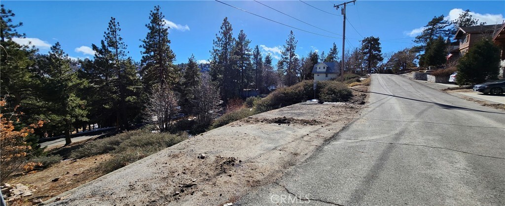 Property Photo:  33149 Holcomb Creek Drive  CA 92341 