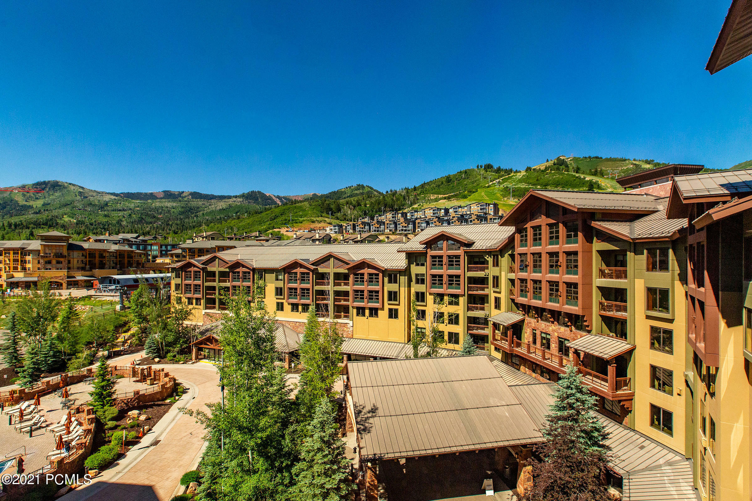 Property Photo: 3855 N Grand Summit Drive 308 Q1 UT 84098