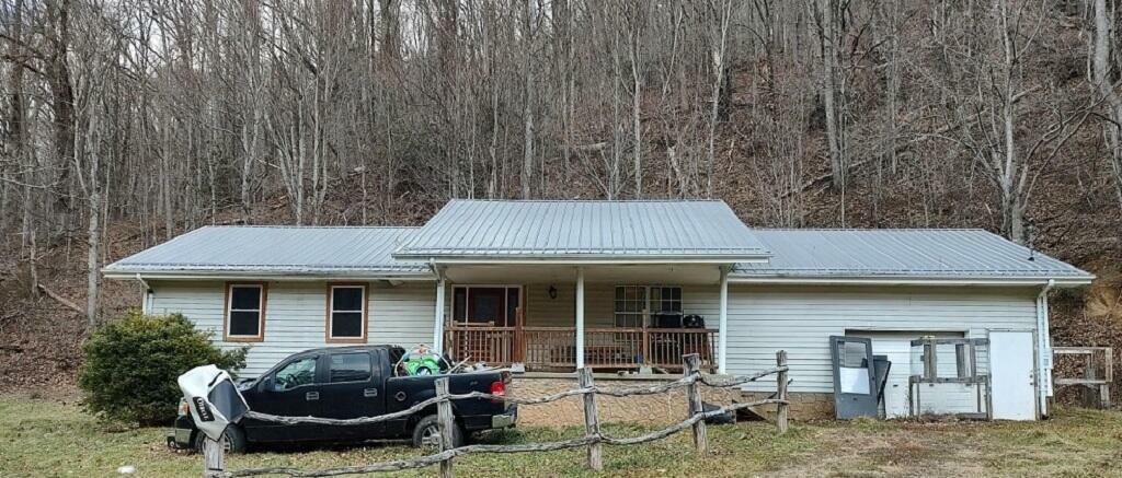 Property Photo:  412 Cove Creek Road  TN 37687 