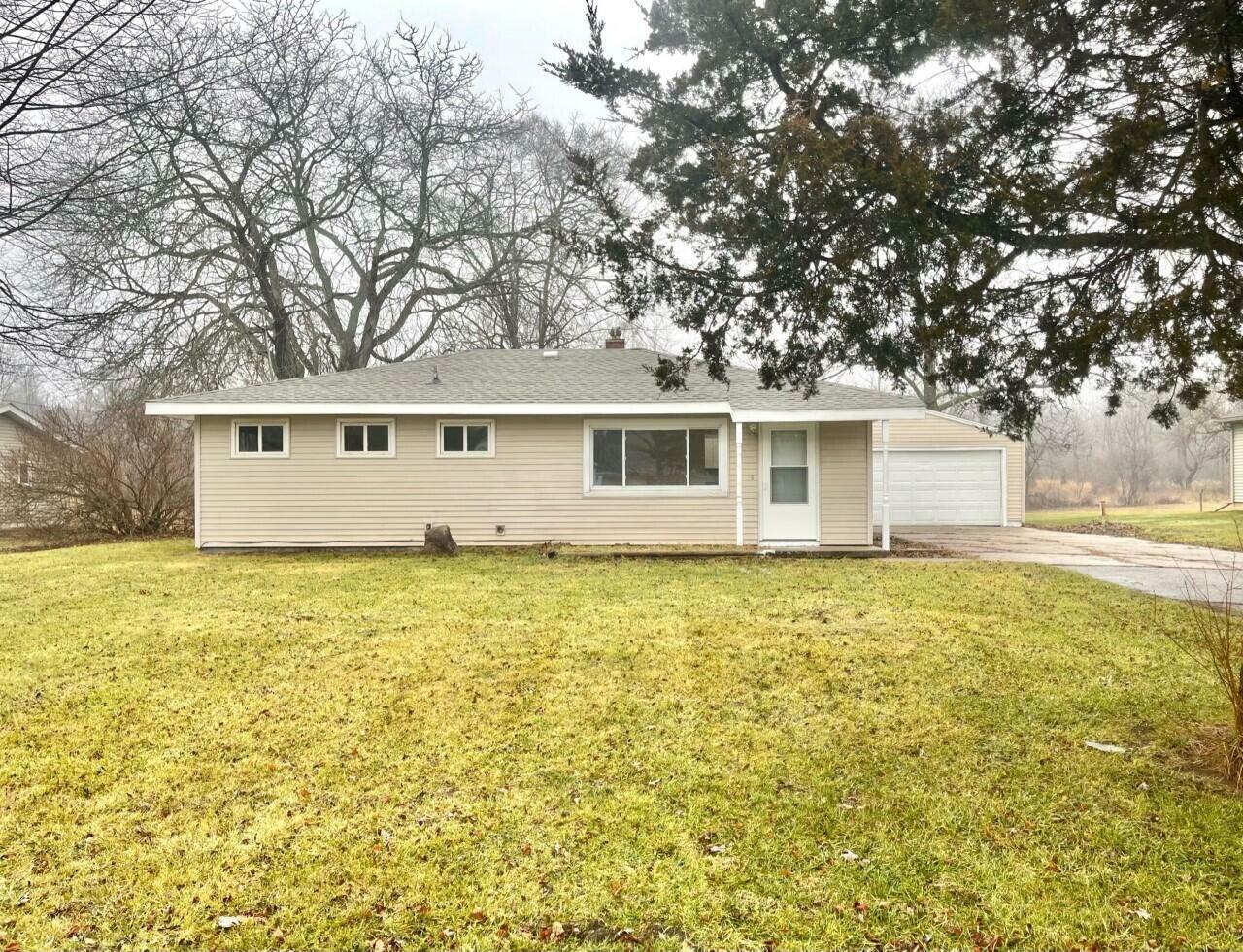 4496 Kenmar Drive  Jackson MI 49203 photo