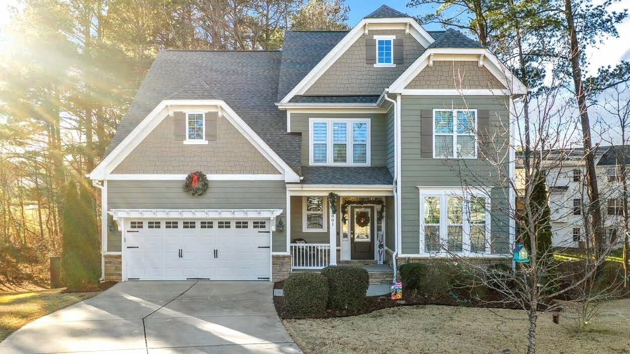 Property Photo: 801 Dotson Way NC 27523