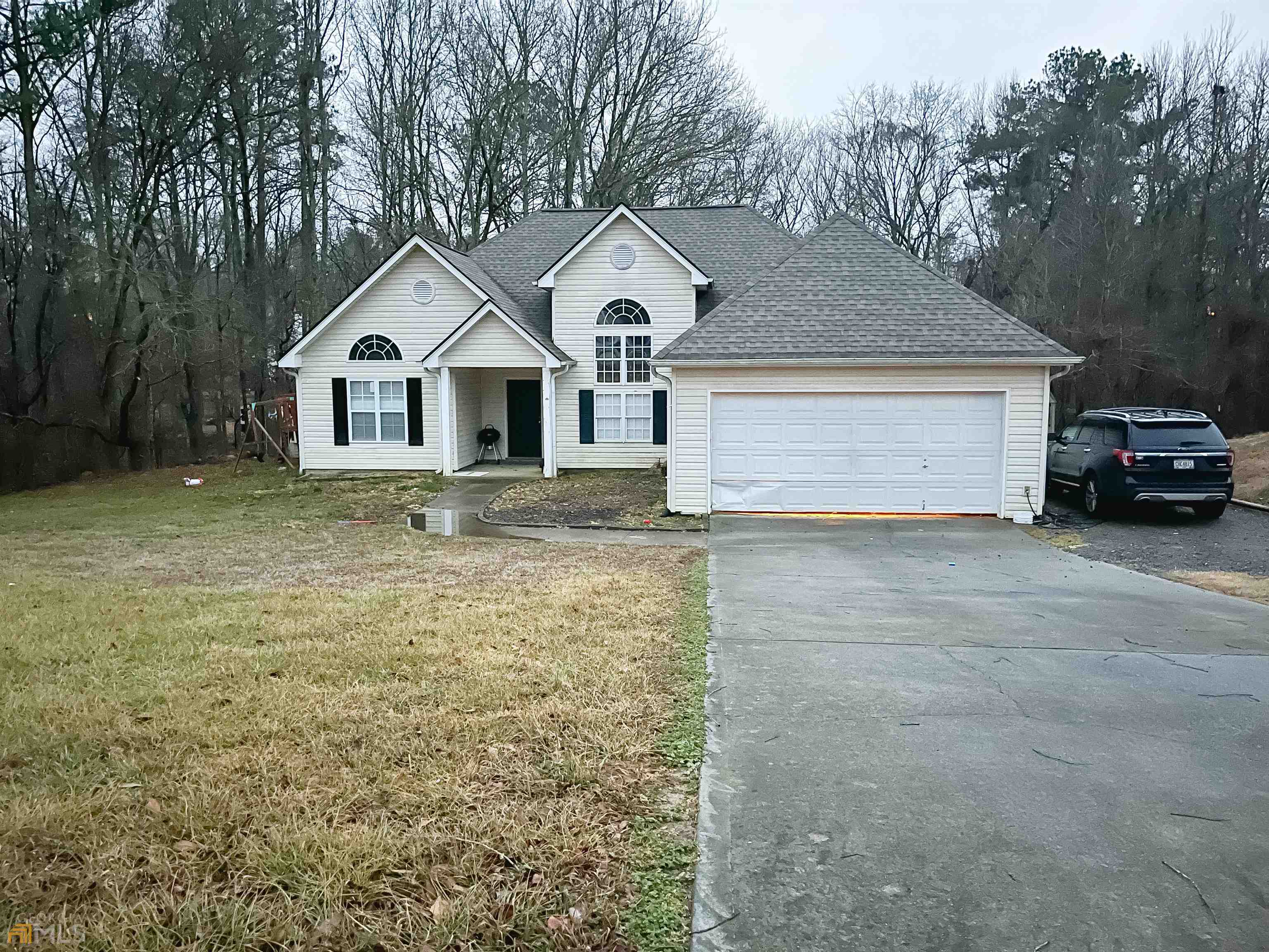 Property Photo:  425 Griffin Road NW  GA 30120 