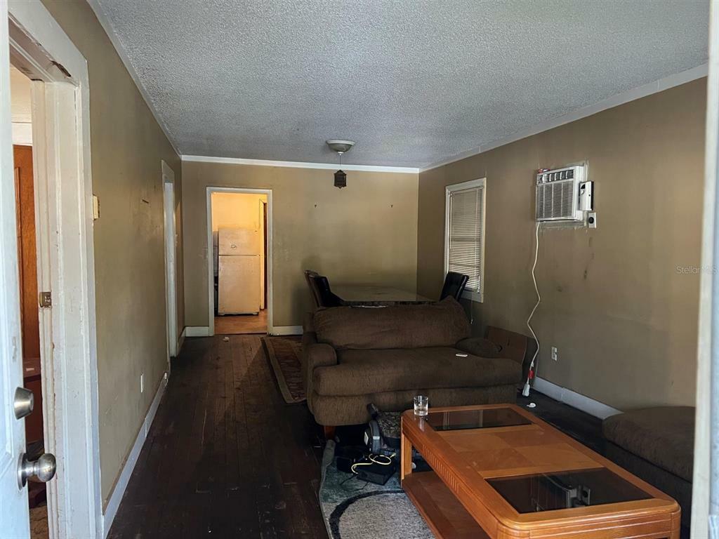 Property Photo:  3407 E 32nd Avenue  FL 33610 