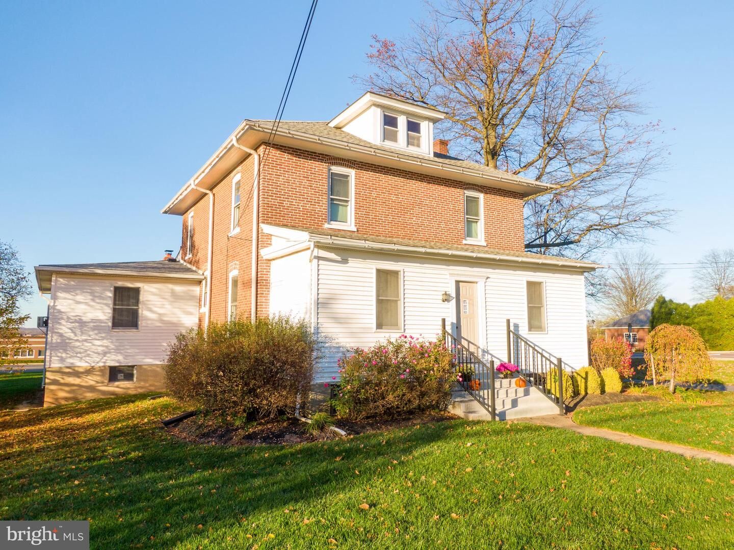 Property Photo:  145 Harleysville Pike  PA 18964