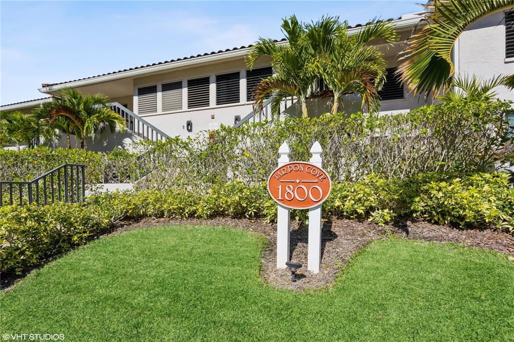 Property Photo: 1800 Mariner Dr 6 FL 34689