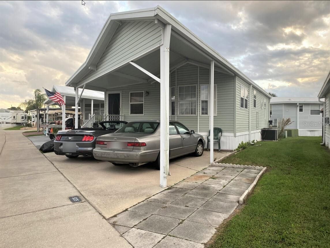 Property Photo:  5375 SE 65th Terrace  FL 34974 