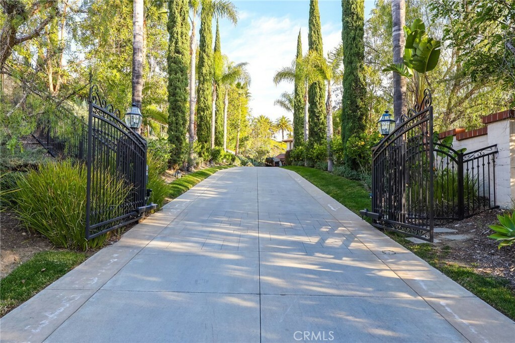 Property Photo: 2355 Horizon Way CA 92782