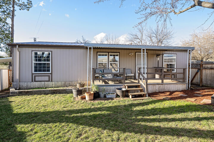 939 S Valley View Road Unit 1  Ashland OR 97520 photo