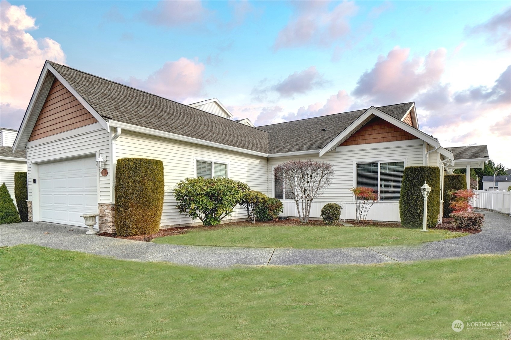 Property Photo: 1301 67 Street SE 1C WA 98092