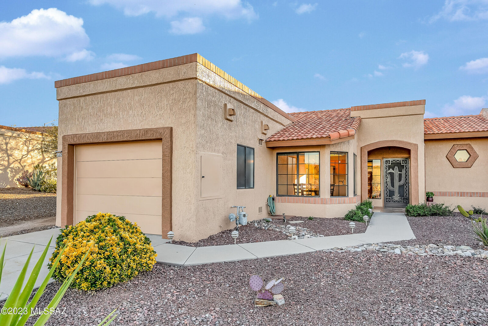 Property Photo:  13956 N Green Tree Drive  AZ 85755 