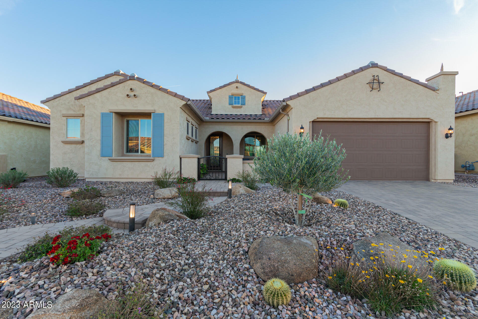 Property Photo:  7805 W Noble Prairie Way  AZ 85132 