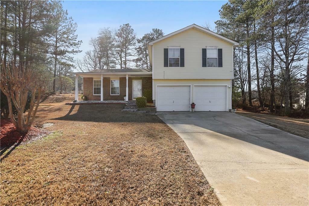 Property Photo:  1351 Trisha Court  GA 30058 