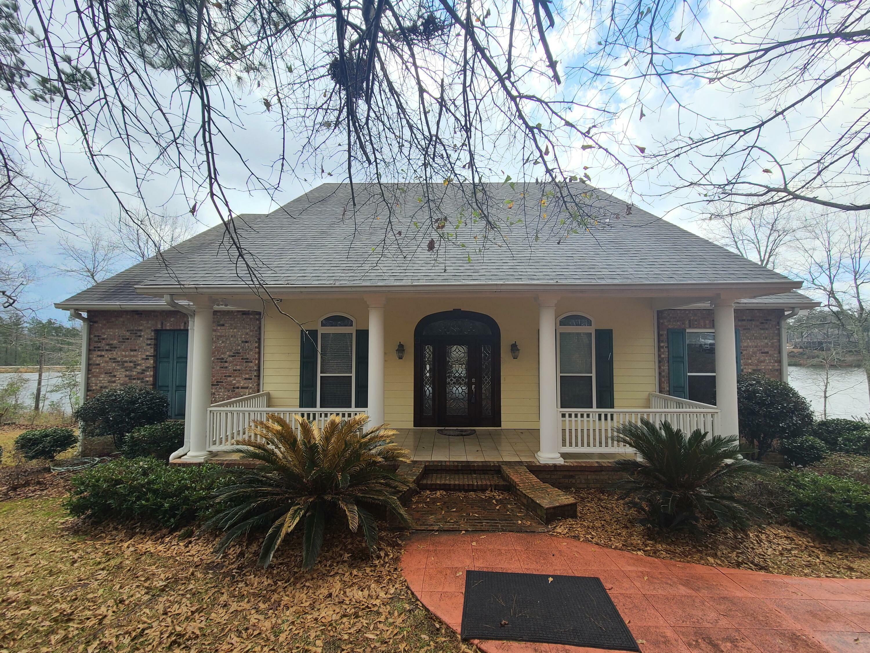 Property Photo:  105 Meadowood Dr.  MS 39402 