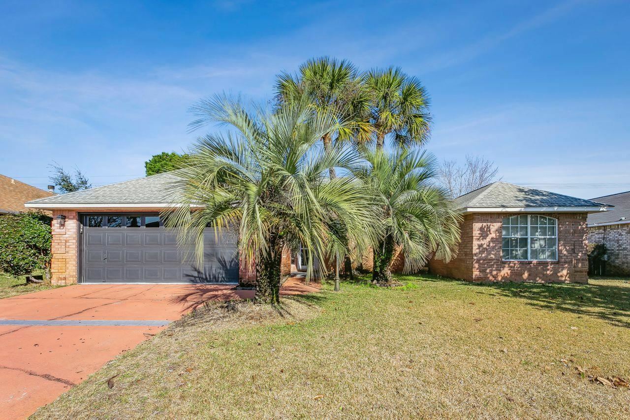 Property Photo: 1929 Jessica Way FL 32566