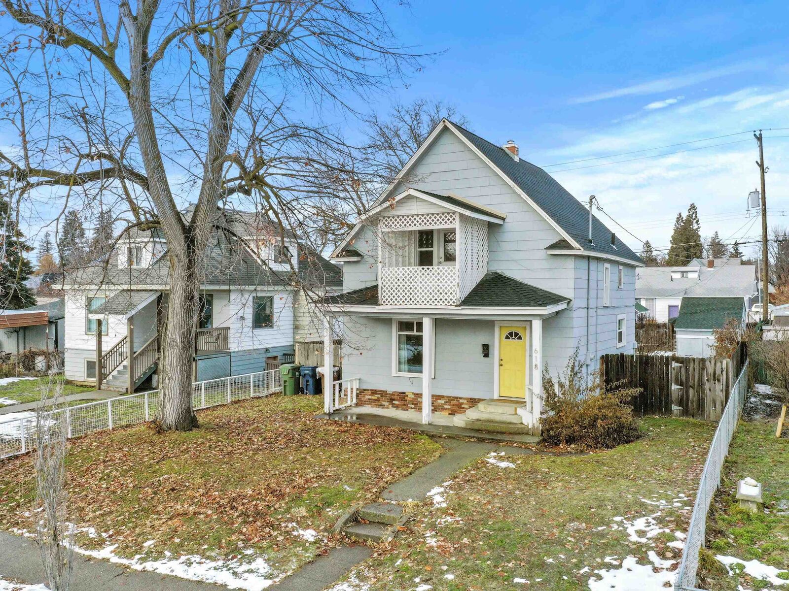 Property Photo:  618 W Mansfield Ave  WA 99205 