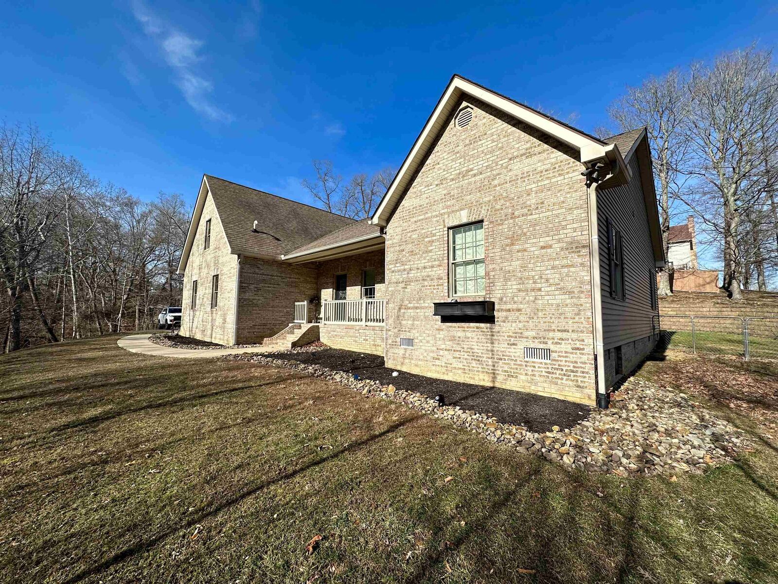 Property Photo:  601 Emery Street  KY 41101 