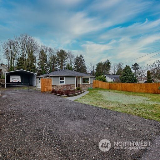 Property Photo:  11005 SE 173rd Street  WA 98055 