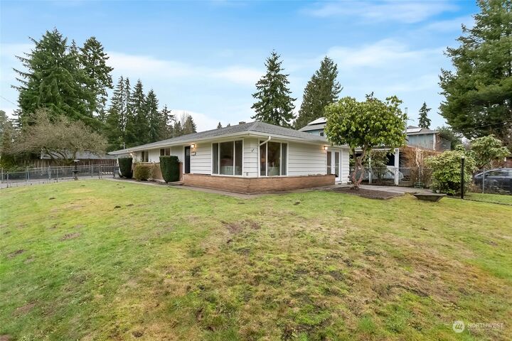 Property Photo:  1120 NE 162nd Street  WA 98155 