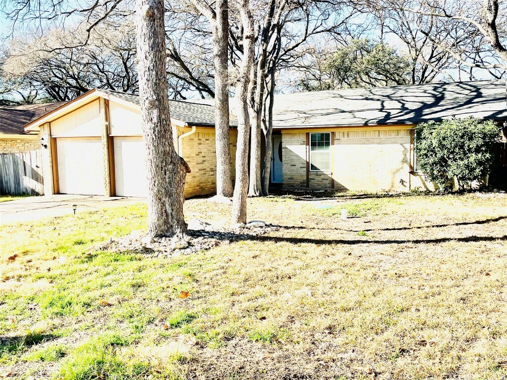 9404 Longvale Drive  Austin TX 78729 photo